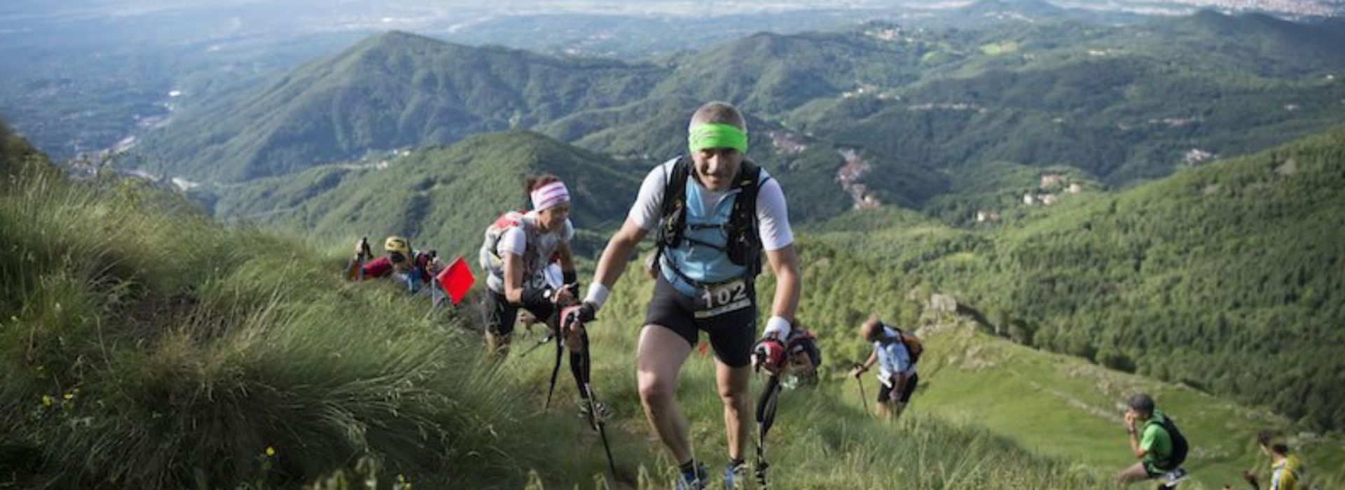 trail 1920 x 700 px