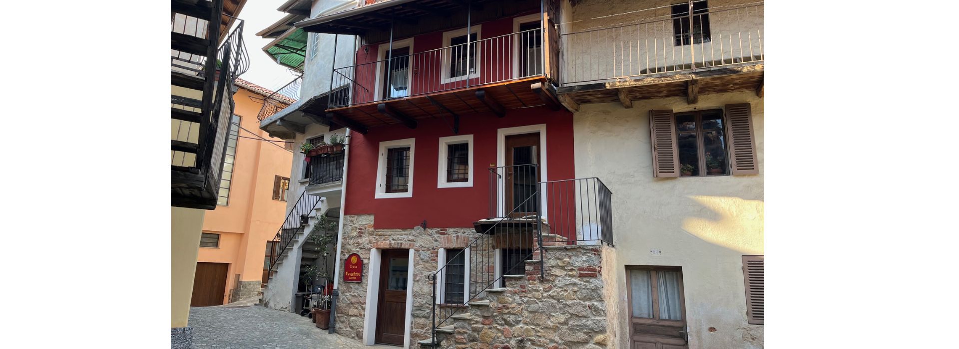 FratinEsterno 1920×700